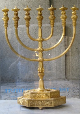 Menorah_0307.jpg