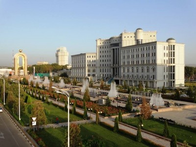 nacionalni-biblioteka-dushanbe.jpg